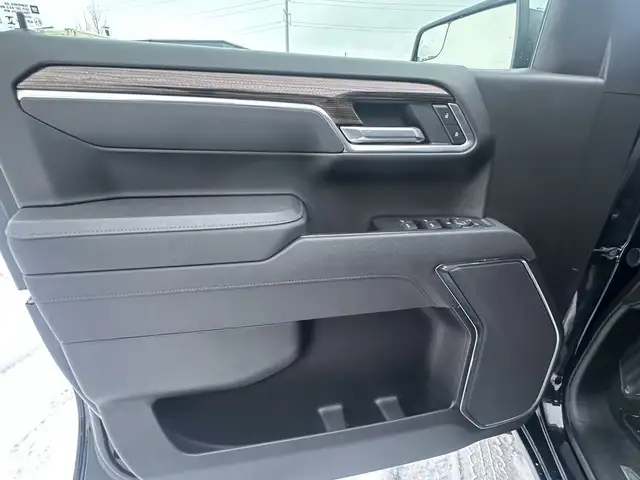 2025 Chevrolet Silverado 1500 - Photo 14