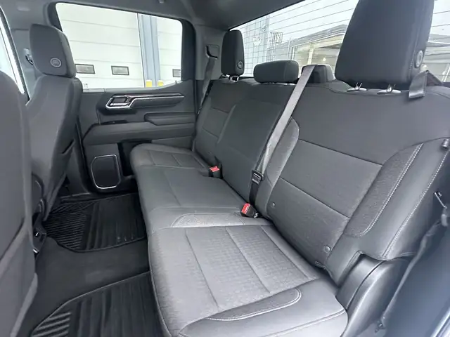 2025 Chevrolet Silverado 1500 - Photo 16