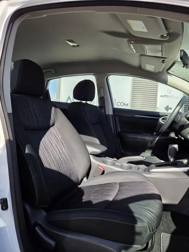 Nissan Sentra SV 2019 SV MAGS BAS KILO AUTO - Photo 11