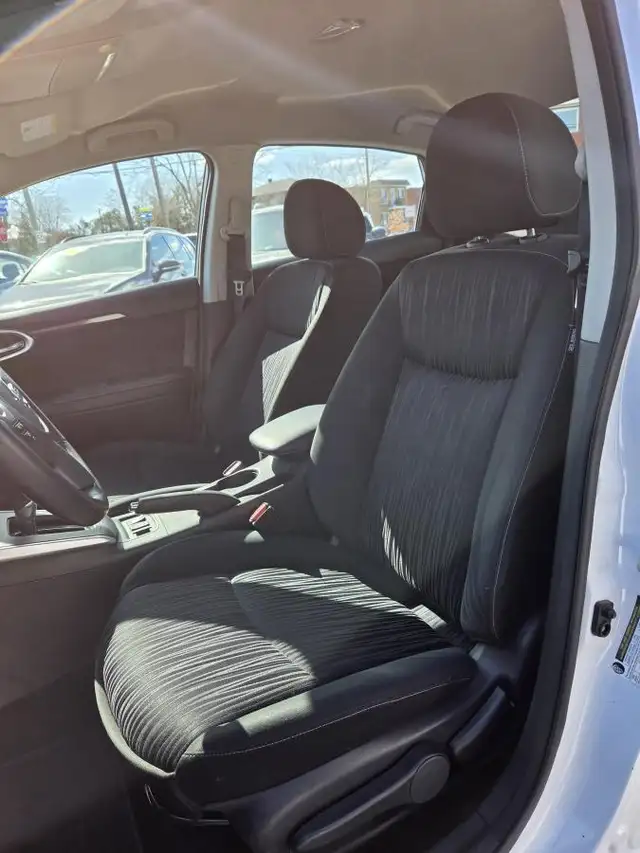 Nissan Sentra SV 2019 SV MAGS BAS KILO AUTO - Photo 16