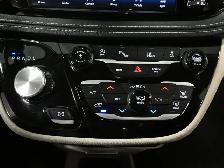 2023 Chrysler Pacifica Touring L No Accident Leather Power Slidi - Photo 21