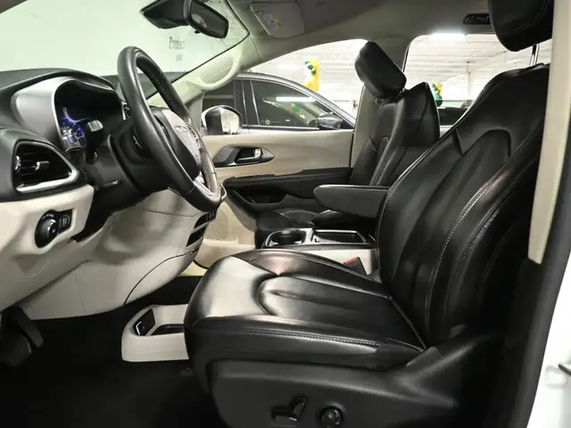2023 Chrysler Pacifica Touring L No Accident Leather Power Slidi - Photo 23