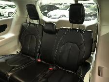 2023 Chrysler Pacifica Touring L No Accident Leather Power Slidi - Photo 25
