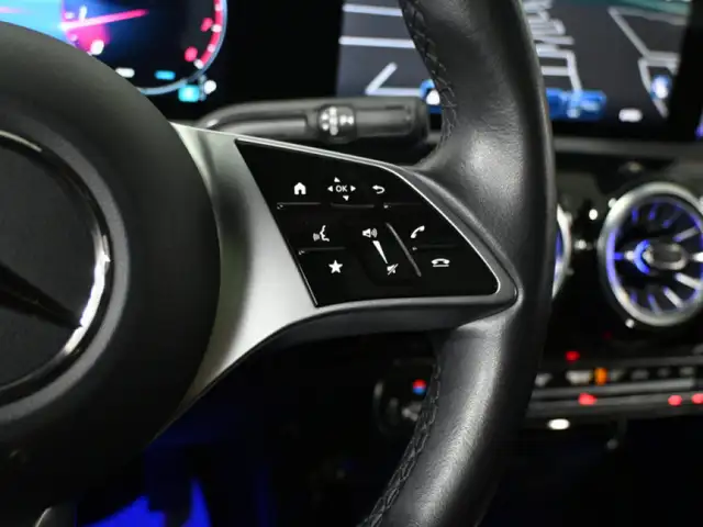 2025 Mercedes-Benz CLA 250 4MATIC No Accident Navigation Ambient - Photo 15