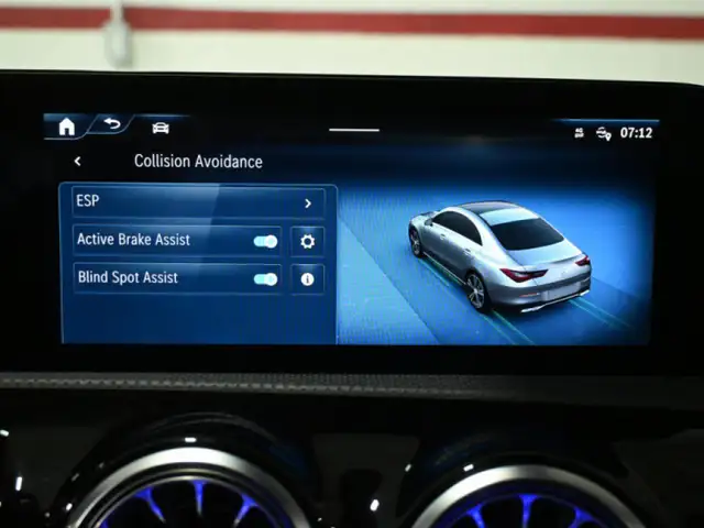 2025 Mercedes-Benz CLA 250 4MATIC No Accident Navigation Ambient - Photo 18