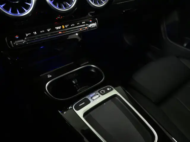 2025 Mercedes-Benz CLA 250 4MATIC No Accident Navigation Ambient - Photo 23