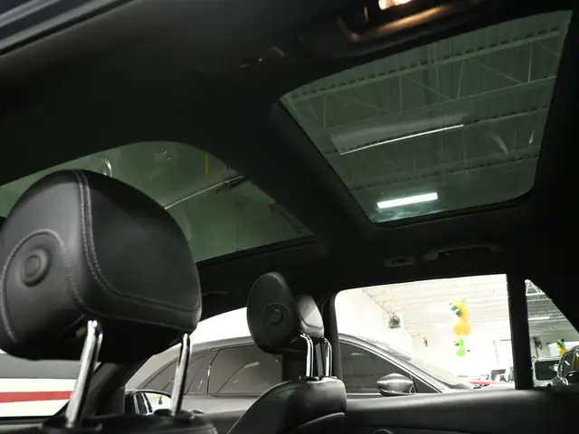 2021 Mercedes-Benz GLC 300 4MATIC No Accident AMG 360CAM Ambient - Photo 23