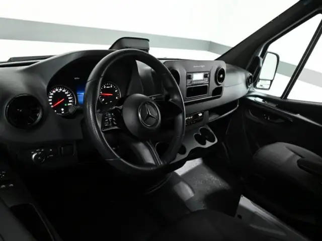 2025 Mercedes-Benz Sprinter Cargo Van 2500 High Roof HP 170 Dies - Photo 20