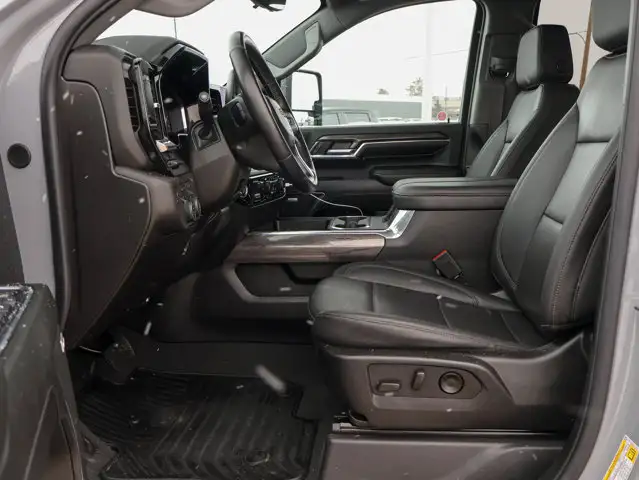 2024 Chevrolet Silverado 3500HD LTZ Z71 Sport Edition 6.6L - Photo 19