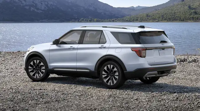 2026 Ford Explorer PLATINUM | LUX LEATHER PACKAGE | - Photo 10