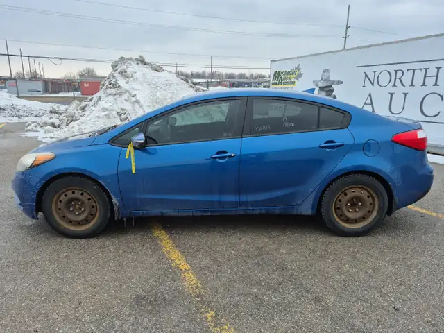 2014 Kia Forte - Photo 8