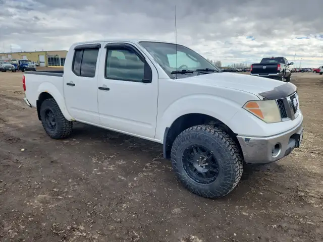 2006 Nissan Frontier - Photo 2