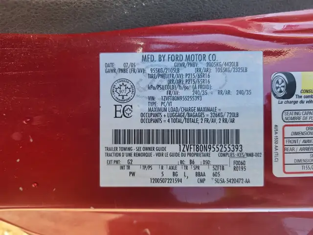 2005 Ford Mustang - Photo 40