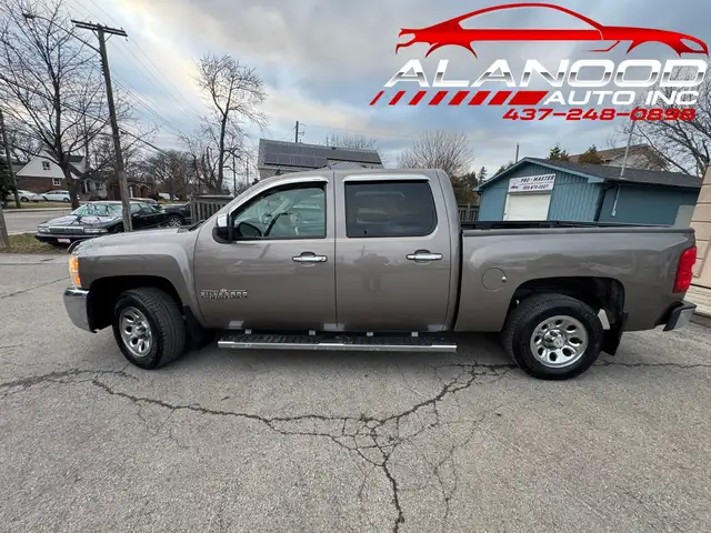2012 Chevrolet Silverado 1500 4x4 Crew Cab 5.75 ft. box 143.5 in - Photo 8