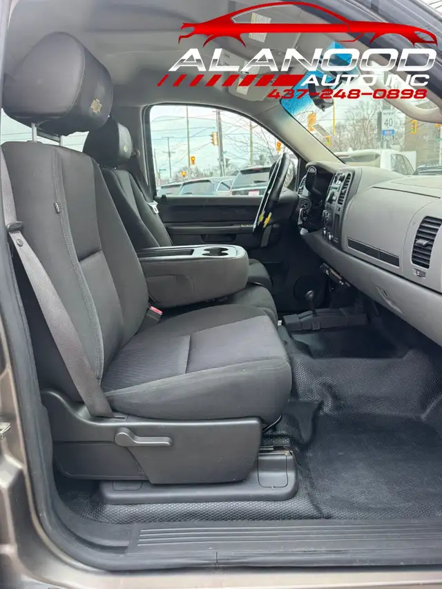 2012 Chevrolet Silverado 1500 4x4 Crew Cab 5.75 ft. box 143.5 in - Photo 12