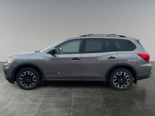 2020 Nissan Pathfinder SV Tech - Photo 2