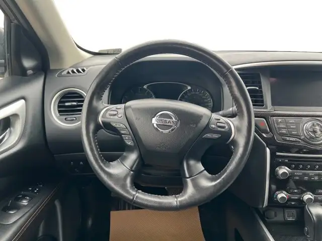 2020 Nissan Pathfinder SV Tech - Photo 16
