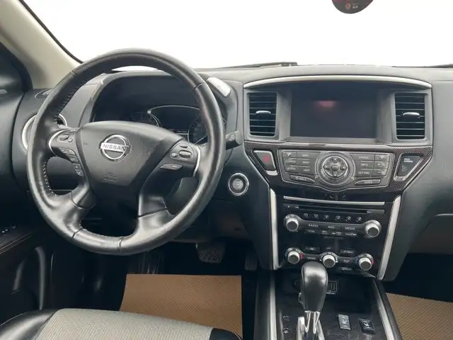 2020 Nissan Pathfinder SV Tech - Photo 17