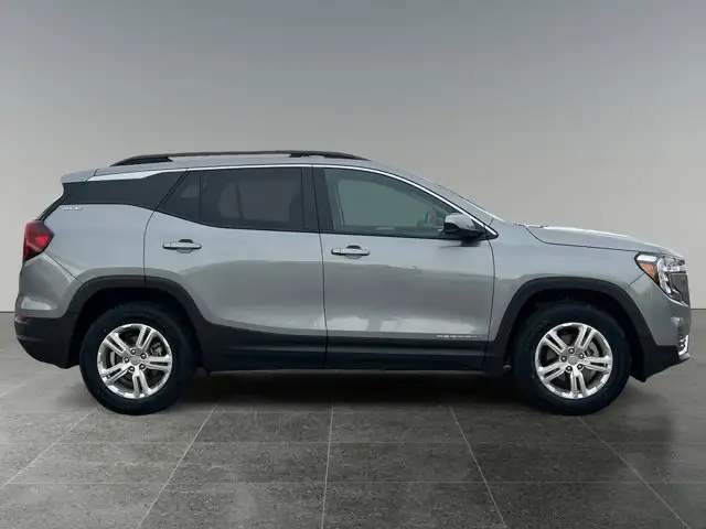 2024 GMC Terrain SLE - Photo 8