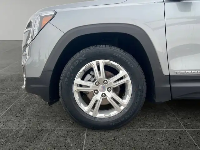 2024 GMC Terrain SLE - Photo 11