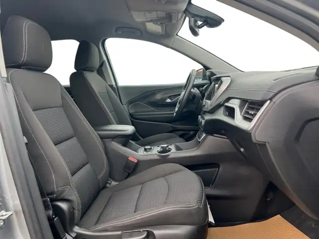 2024 GMC Terrain SLE - Photo 13