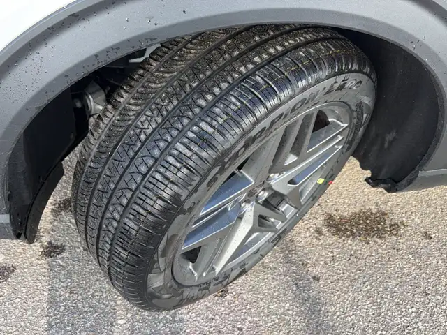 2026 Ford Explorer ST 4WD 400A - Photo 10