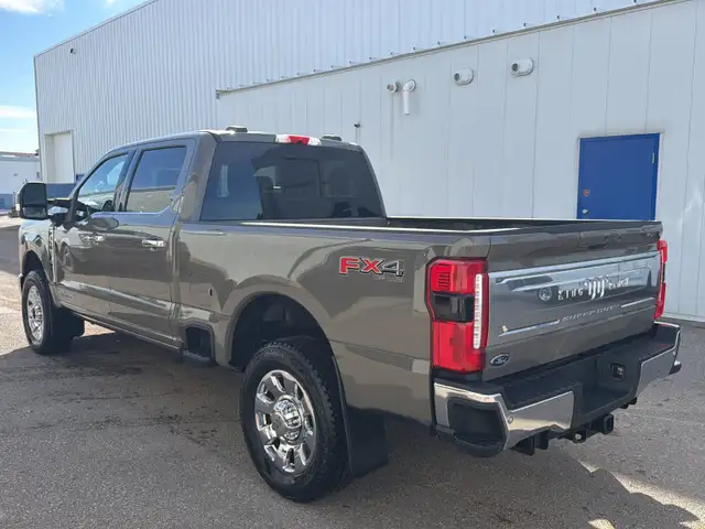 2026 Ford Super Duty F-350 SRW King Ranch FX4 710A - Photo 3