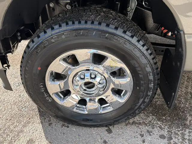 2026 Ford Super Duty F-350 SRW King Ranch FX4 710A - Photo 9