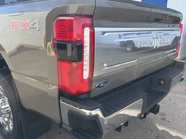 2026 Ford Super Duty F-350 SRW King Ranch FX4 710A - Photo 13