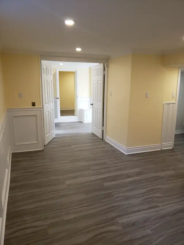 Lower Level 1 Bedroom/1 Bathroom Apartment - Photo 4