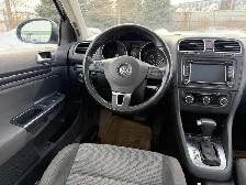2010 Volkswagen Golf 2010 VOLKSWAGEN GOLF ,  AUTOMATIQUE , 4 CYL - Photo 4