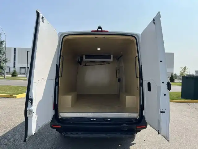 2019 Mercedes-Benz Sprinter Van - Photo 11