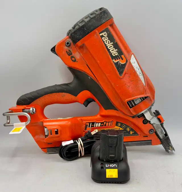 Paslode 906450 Cordless Framing Nailer with Battery & Charger