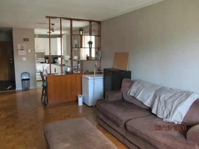 Queen's Students – 2 Bedroom Apartment – Available May - Photo 3