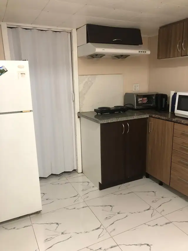 Private Room for Rent in Scarborough - Photo 4