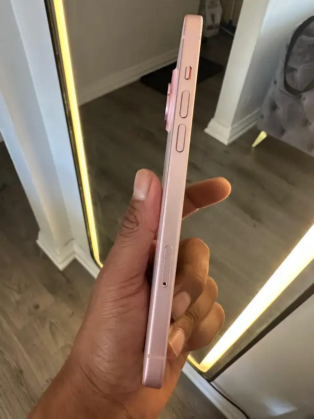 iPhone 15 Plus 128GB Pink AirPods/Fast Charger/Delivery - Photo 4