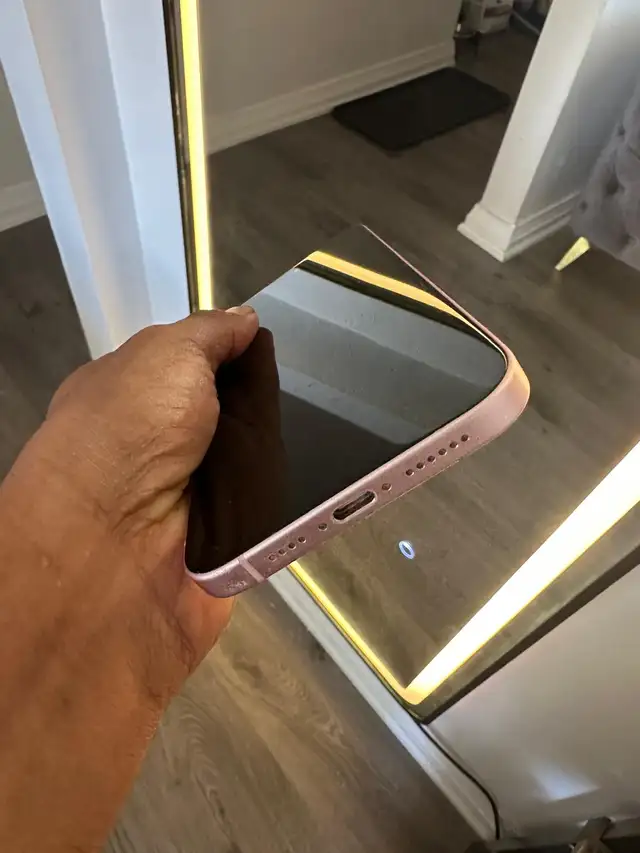 iPhone 15 Plus 128GB Pink AirPods/Fast Charger/Delivery - Photo 7