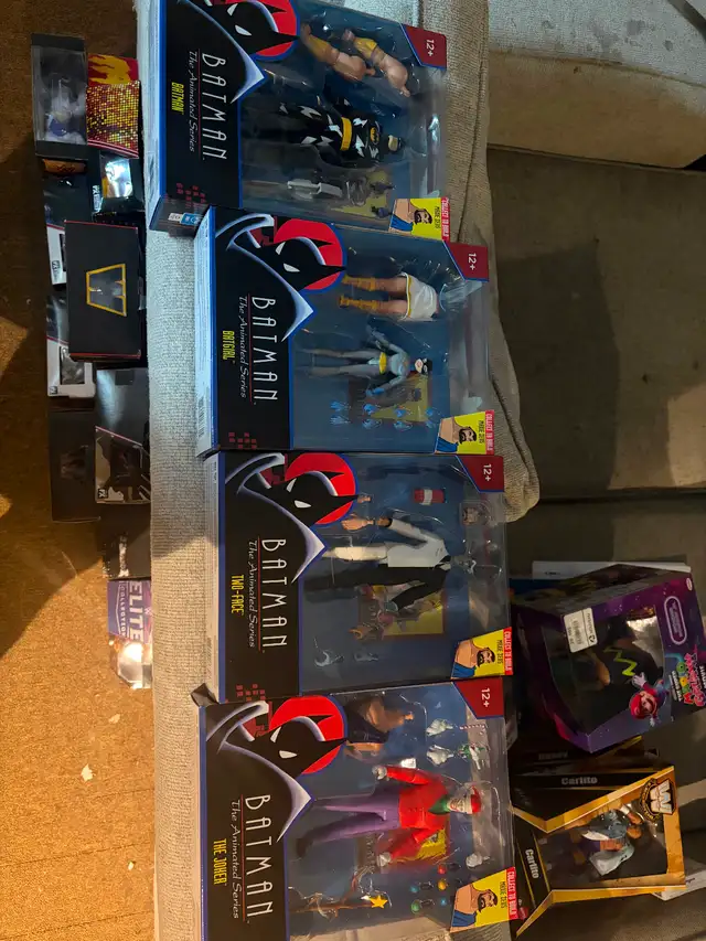 Set de 4 Batman figurines !!