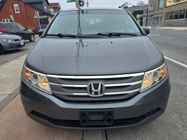 2012 Honda Odyssey - Photo 2