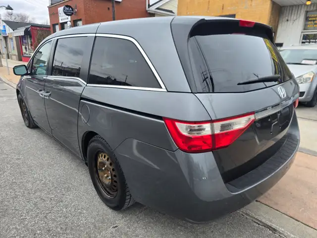 2012 Honda Odyssey - Photo 5