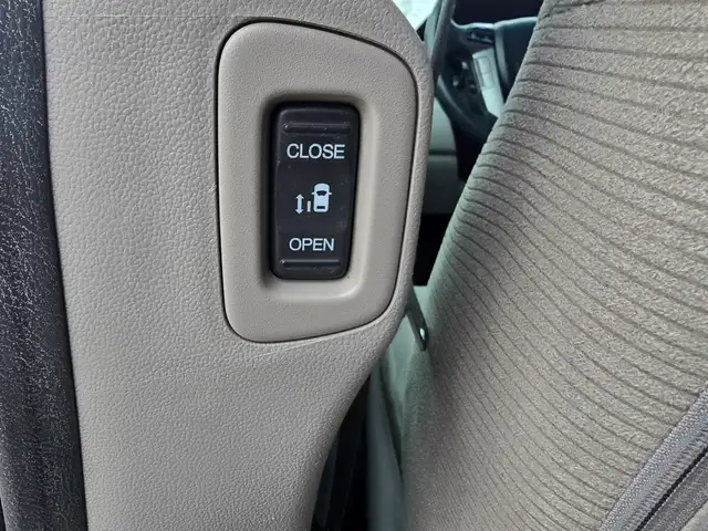 2012 Honda Odyssey - Photo 13