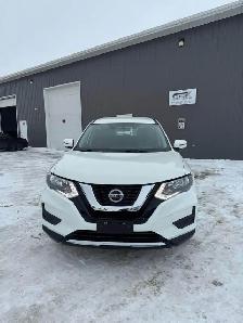 2018 Nissan Rogue S - Photo 2