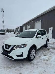 2018 Nissan Rogue S - Photo 3