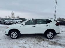 2018 Nissan Rogue S - Photo 4