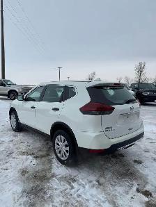 2018 Nissan Rogue S - Photo 6