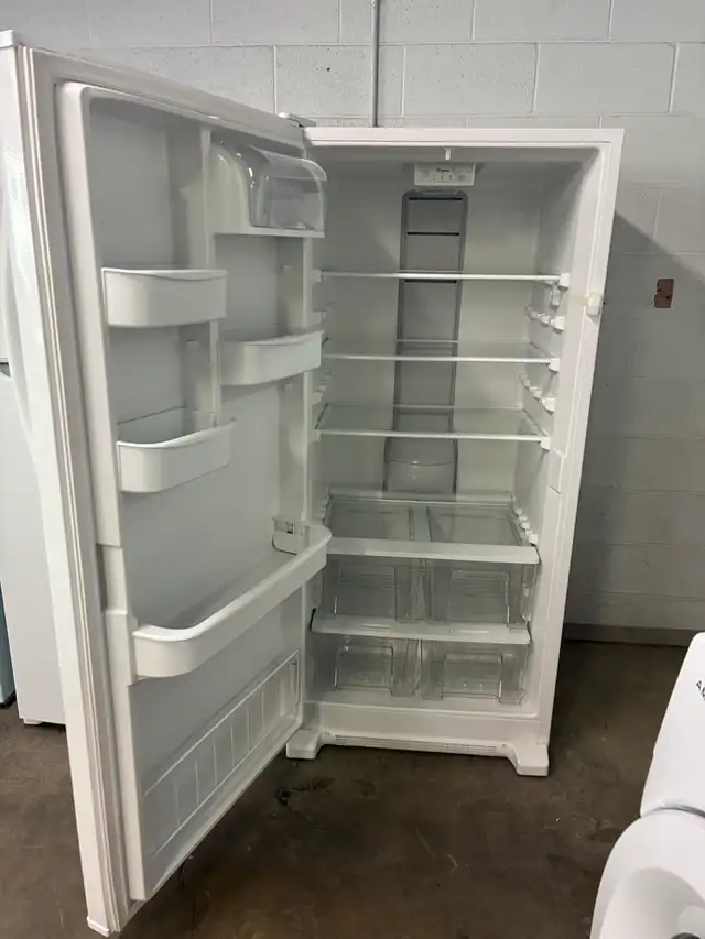 Whirlpool Single-Door All Fridge -90-day warranty - Credit Cards - Photo 2