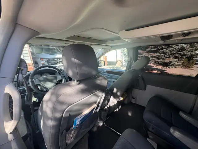 2009 Chrysler Town & Country 4.0 V6 - Photo 8