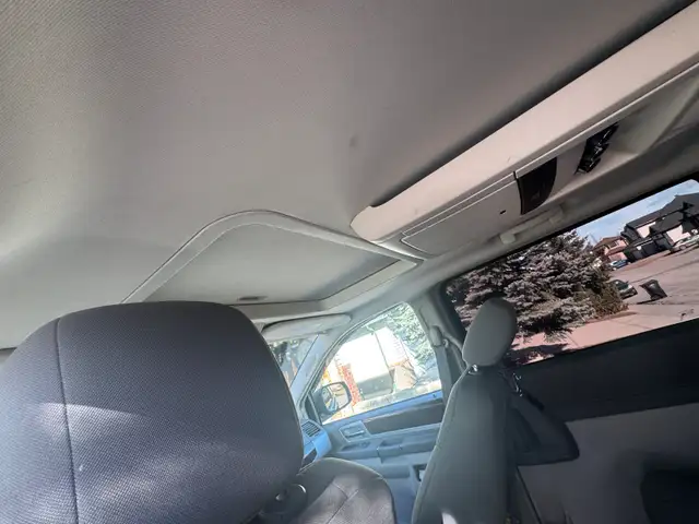 2009 Chrysler Town & Country 4.0 V6 - Photo 9