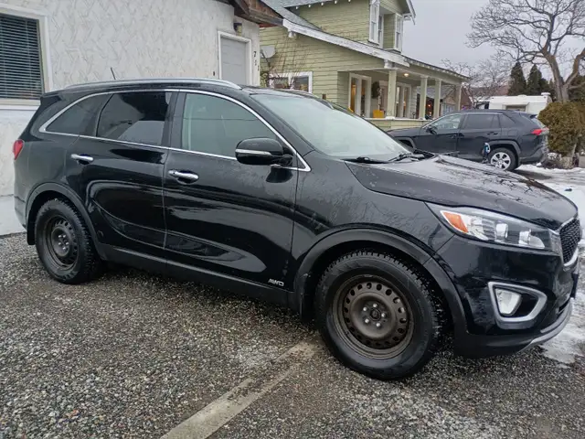 2016 Kia Sorento full load