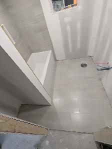 Professional tile installer looking for work